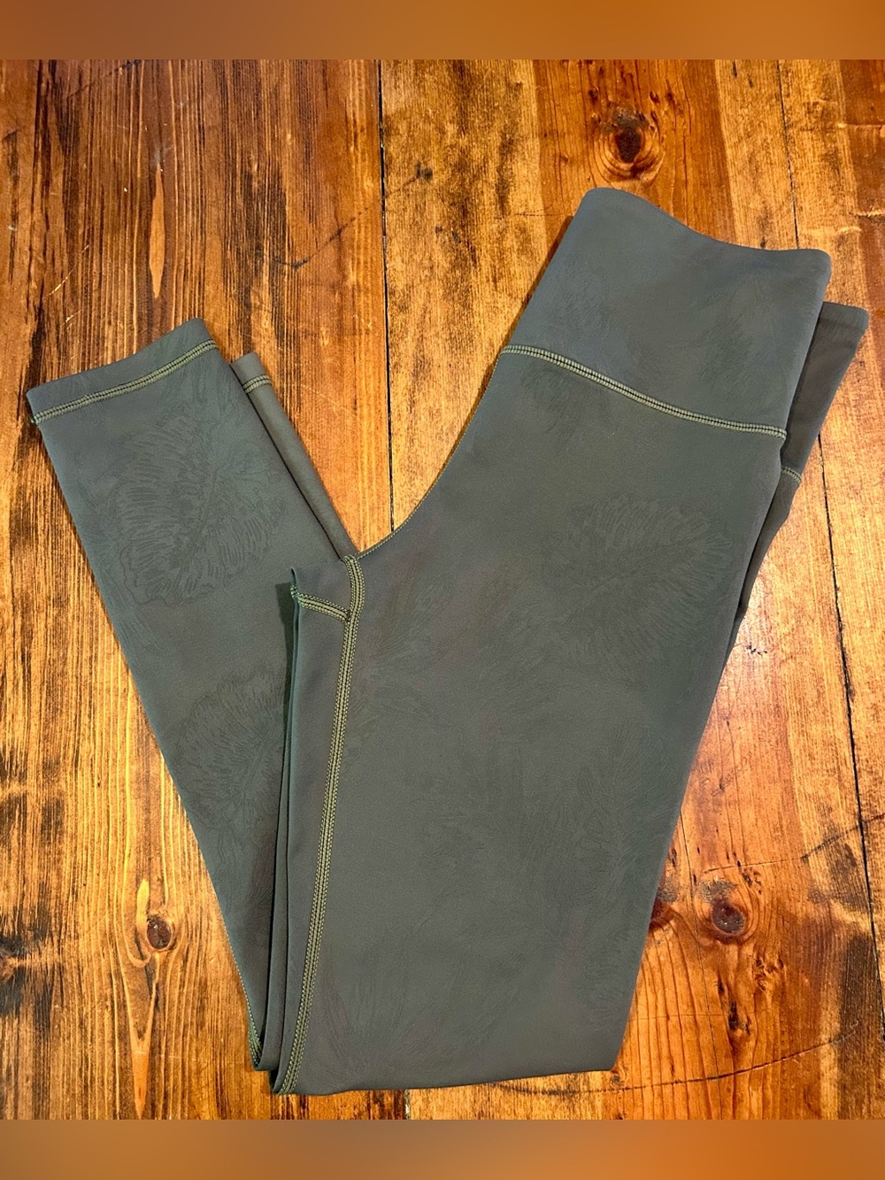 ZYIA Olive Green Women's High-Rise Leggings With Subtle Floral Detailing